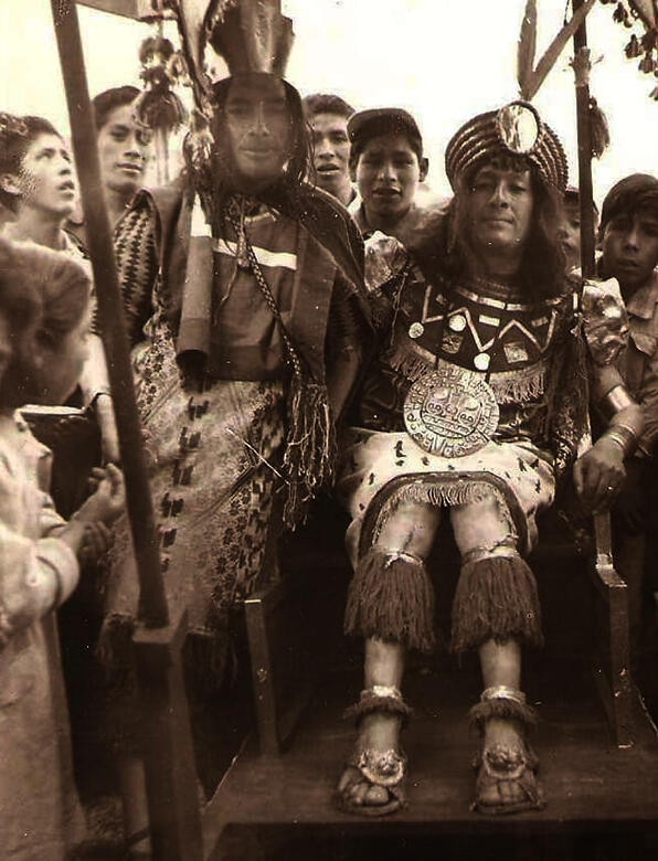 Martin Espinoza-Navarro à gauche